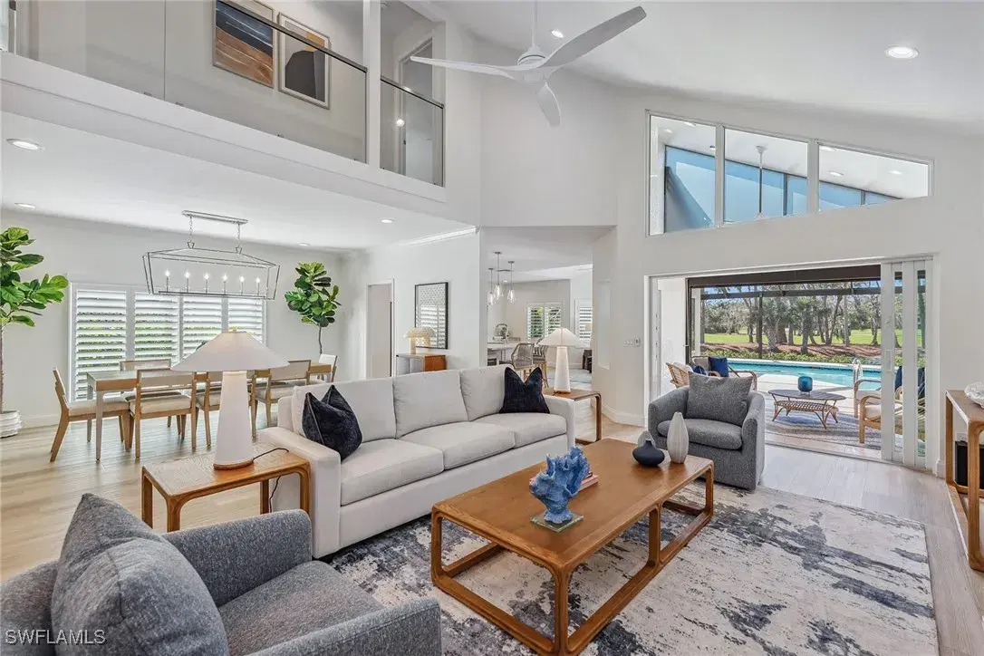 Picture of 27 Grey Wing Pt, Naples, FL 34113