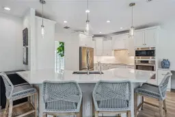 Picture of 27 Grey Wing Pt, Naples, FL 34113