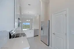 Picture of 11821 Venetian Lagoon Dr 202, Fort Myers, FL 33913