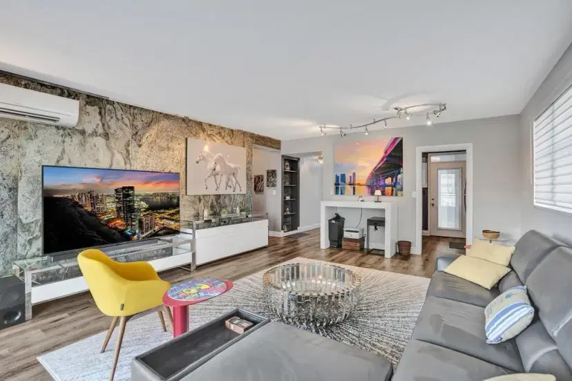 Picture of 1920 S Ocean Dr 202, Fort Lauderdale FL 33316