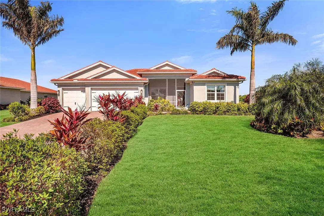 Picture of 18763 Lake Hammock Dr, Naples, FL 34112