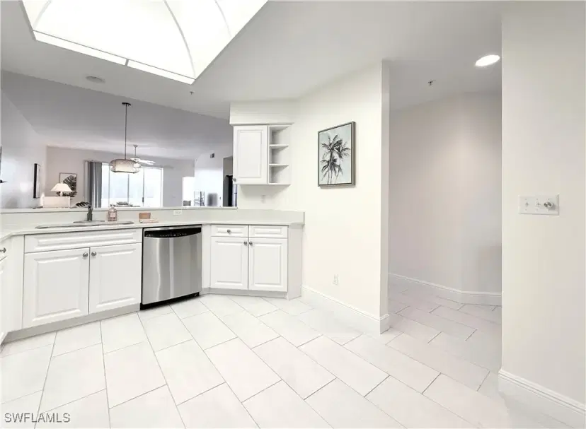 Picture of 8605 Naples Heritage Dr 2-216, Naples FL 34112