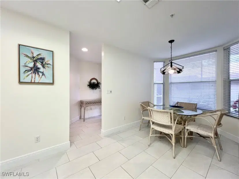 Picture of 8605 Naples Heritage Dr 2-216, Naples FL 34112