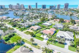 Picture of 4611 Crayton Rd, Naples, FL 34103