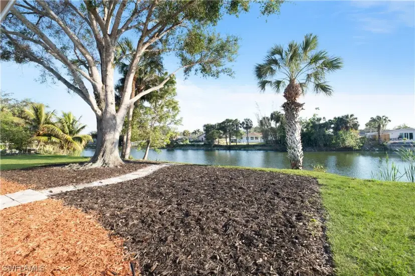Picture of 834 108Th Ave N, Naples FL 34108