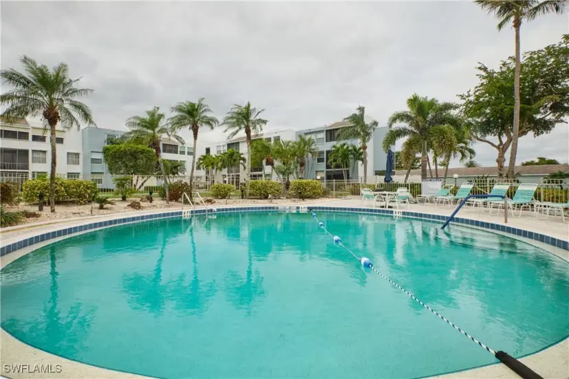 Picture of 5959 Winkler Rd 118, Fort Myers FL 33919