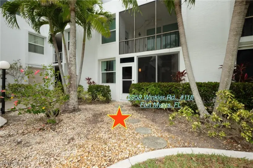 Picture of 5959 Winkler Rd 118, Fort Myers FL 33919