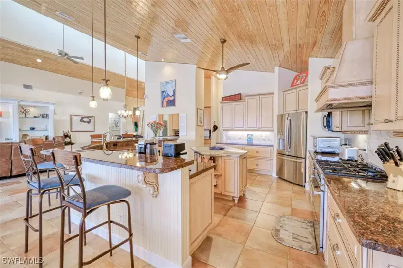 Picture of 482 Keenan Ct, Fort Myers FL 33919