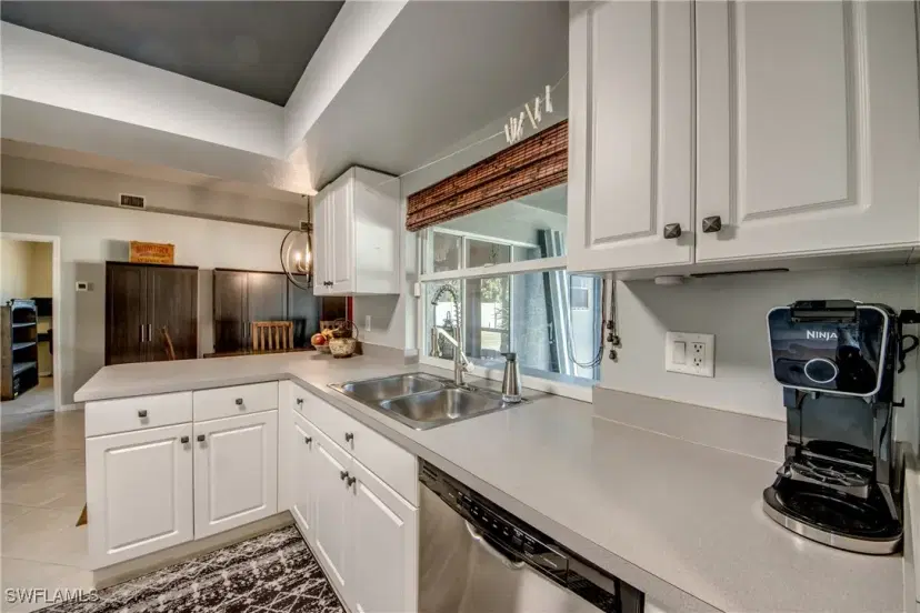 Picture of 3136 SE 8Th Ave, Cape Coral FL 33904