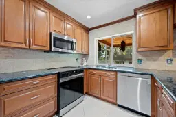 Picture of 9613 Begonia Street, Palm Beach Gardens, FL 33410