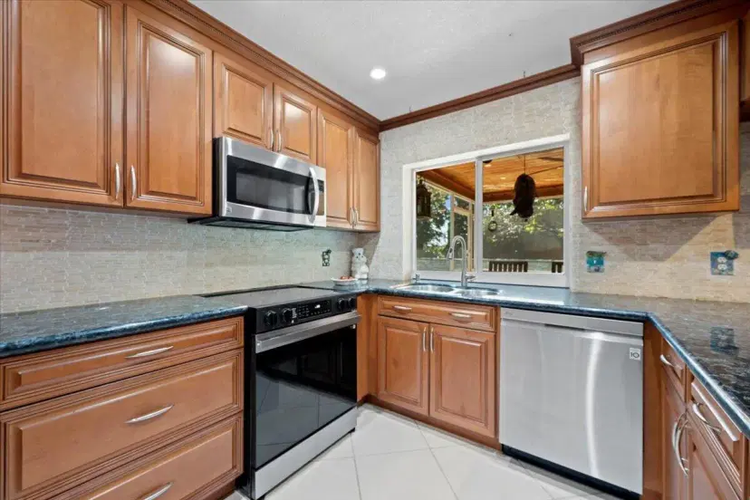 Picture of 9613 Begonia Street, Palm Beach Gardens FL 33410