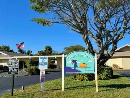 Picture of 301 Circle Drive S 103, Boynton Beach, FL 33435