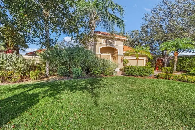 Picture of 5030 Rustic Oaks Cir, Naples FL 34105