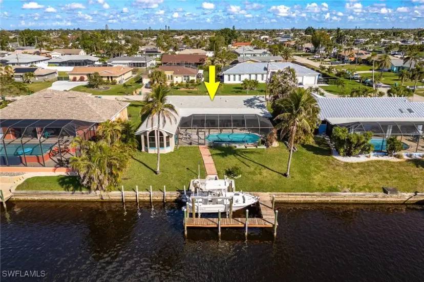 Picture of 924 SE 35Th Ter, Cape Coral FL 33904