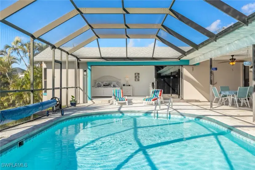 Picture of 924 SE 35Th Ter, Cape Coral FL 33904