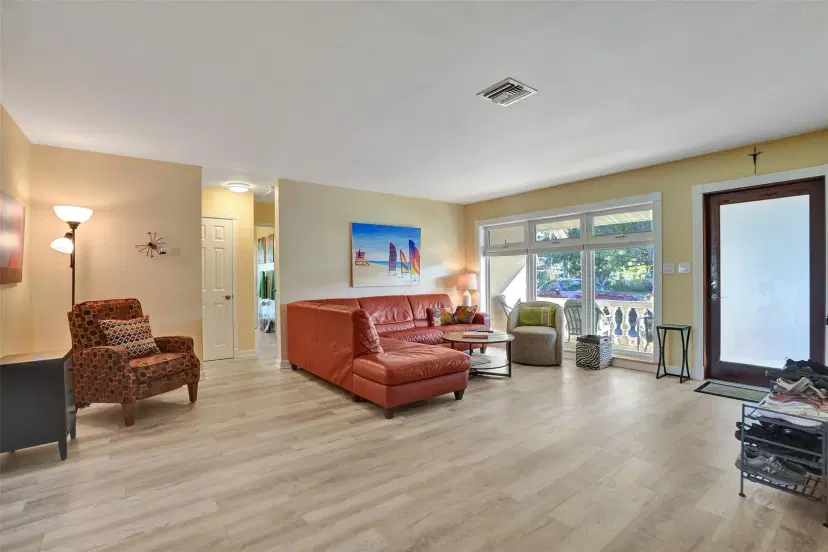 Picture of 2585 SE 3Rd St, Pompano Beach FL 33062
