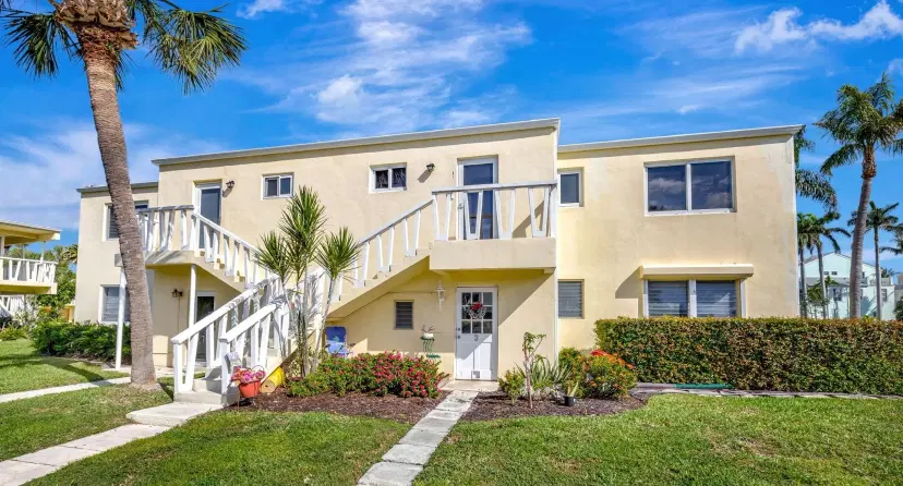 Picture of 2755 NE 28Th Ave A3, Lighthouse Point FL 33064
