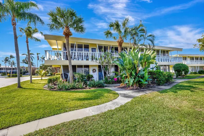 Picture of 2755 NE 28Th Ave A3, Lighthouse Point FL 33064
