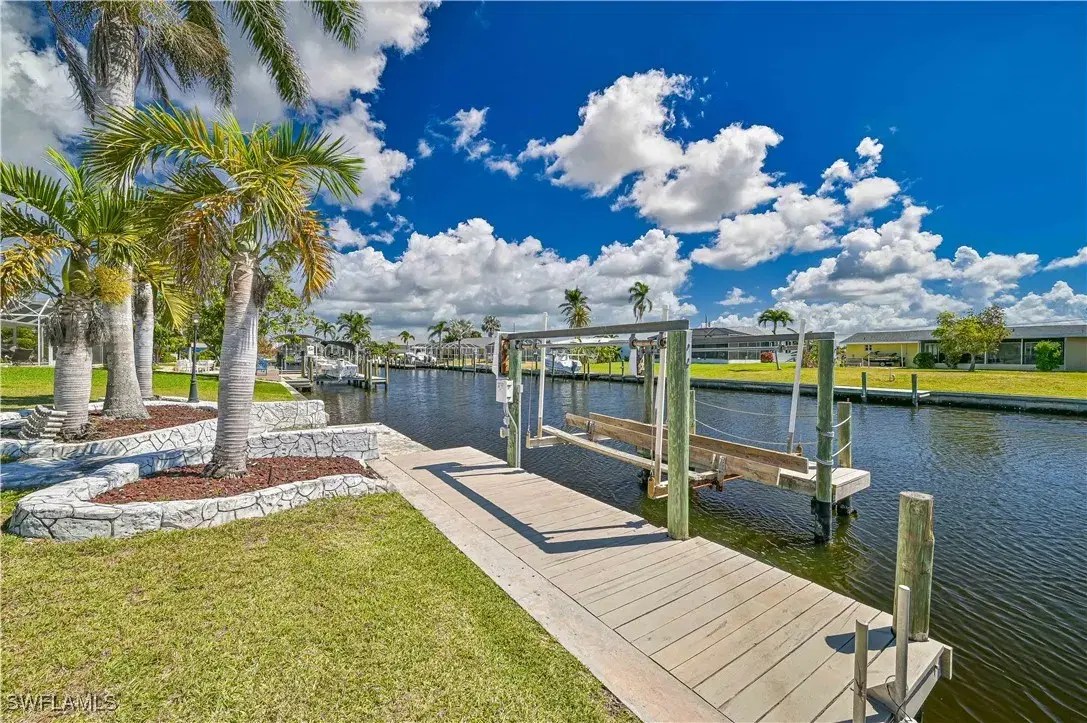 Picture of 4501 SE 1St Ave, Cape Coral, FL 33904