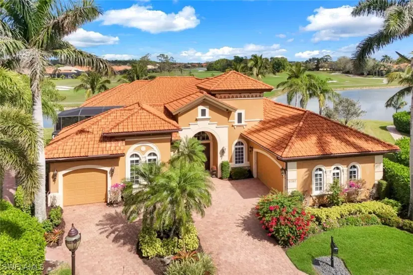 Picture of 9082 Sahalee Ct, Naples FL 34113