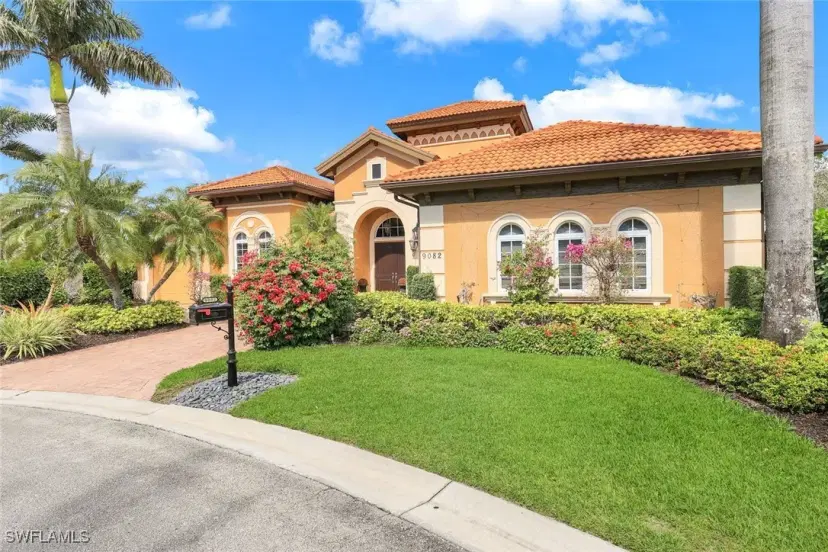 Picture of 9082 Sahalee Ct, Naples FL 34113
