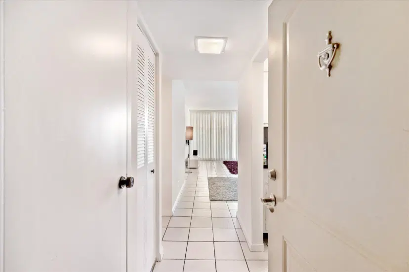 Picture of 100 Bayview Drive 423, Sunny Isles Beach FL 33160