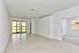 Picture of 2591 Vine Ave, Naples, FL 34120