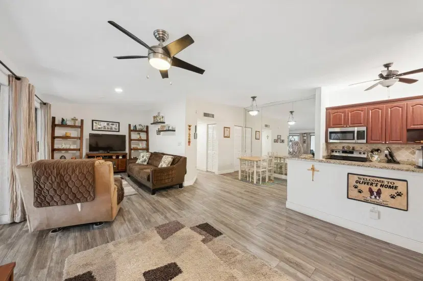 Picture of 9622 W Mcnab Rd 205, Tamarac FL 33321