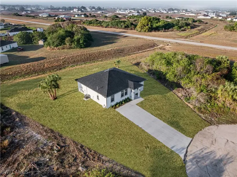 Picture of 9008 Lamkin Ct, Labelle FL 33935