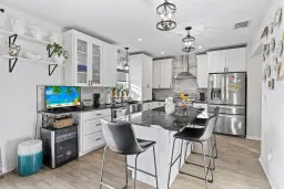 Picture of 5255 Oakland Lake Circle, Fort Pierce, FL 34951