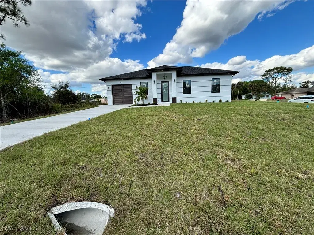 Picture of 207 E 6Th St, Lehigh Acres, FL 33972