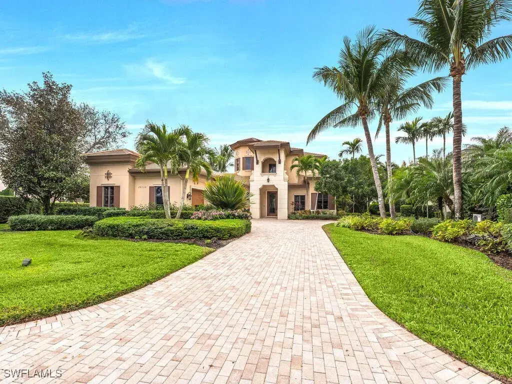 Picture of 28732 La Caille Dr, Naples, FL 34119