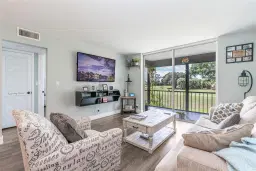 Picture of 9811 N Hollybrook Lake Dr 204, Pembroke Pines, FL 33025