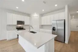 Picture of 44332 Frontier Dr, Punta Gorda, FL 33982