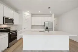 Picture of 44332 Frontier Dr, Punta Gorda, FL 33982