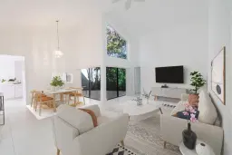 Picture of 6090 Aloma Lane, Boca Raton, FL 33433