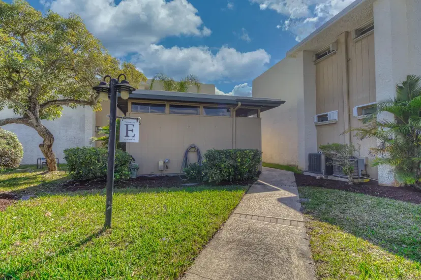 Picture of 1510 NE 12Th Terrace E-2, Jensen Beach FL 34957