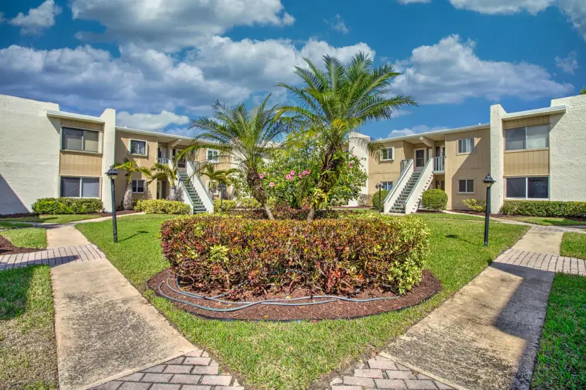 Picture of 1510 NE 12Th Terrace E-2, Jensen Beach FL 34957
