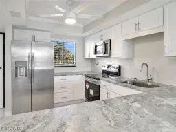 Picture of 4280 SE 20Th Pl 207, Cape Coral, FL 33904