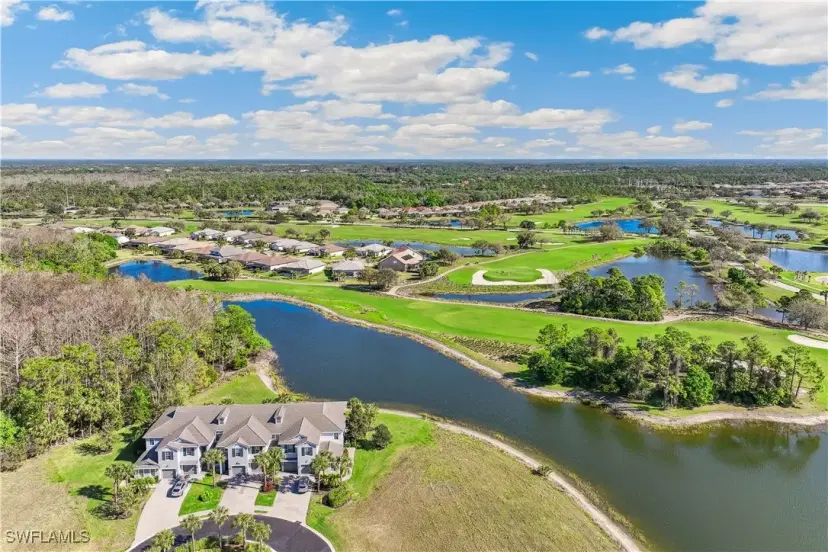 Picture of 16521 Goldenrod Ln 102, Alva FL 33920