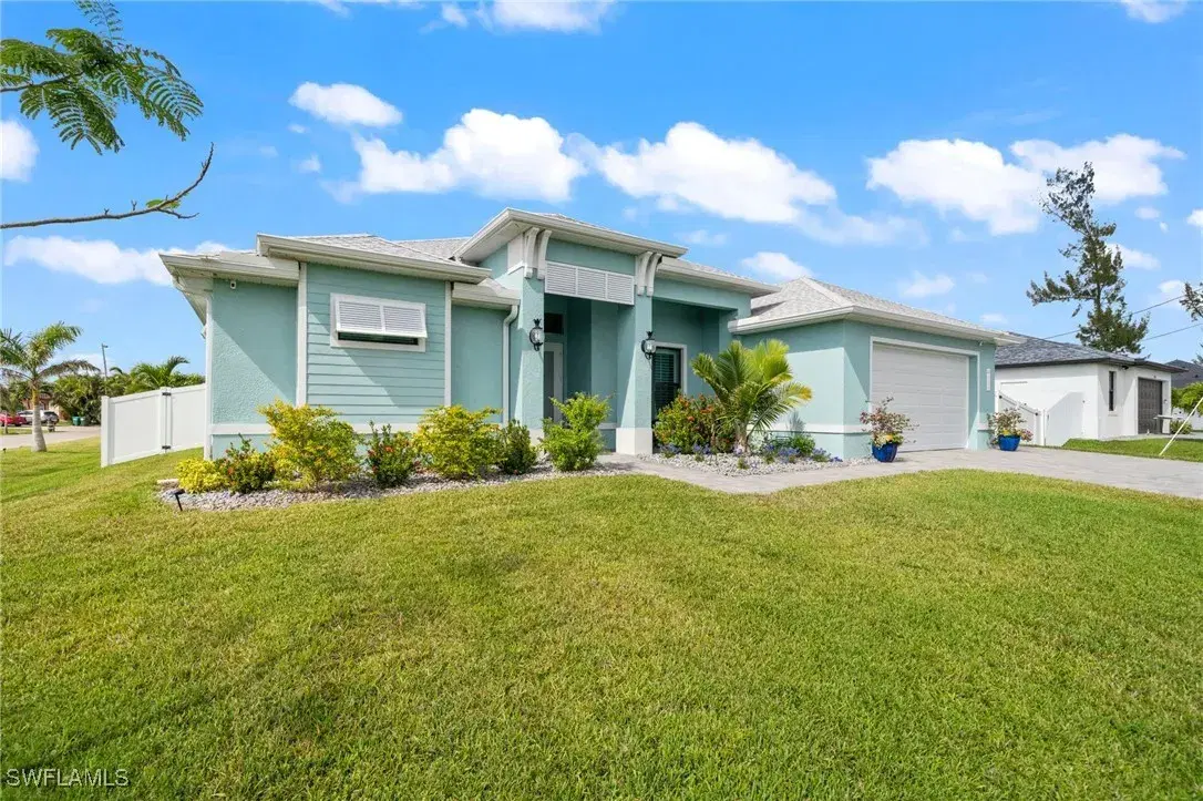 Picture of 142 SW 35Th Ave, Cape Coral, FL 33991