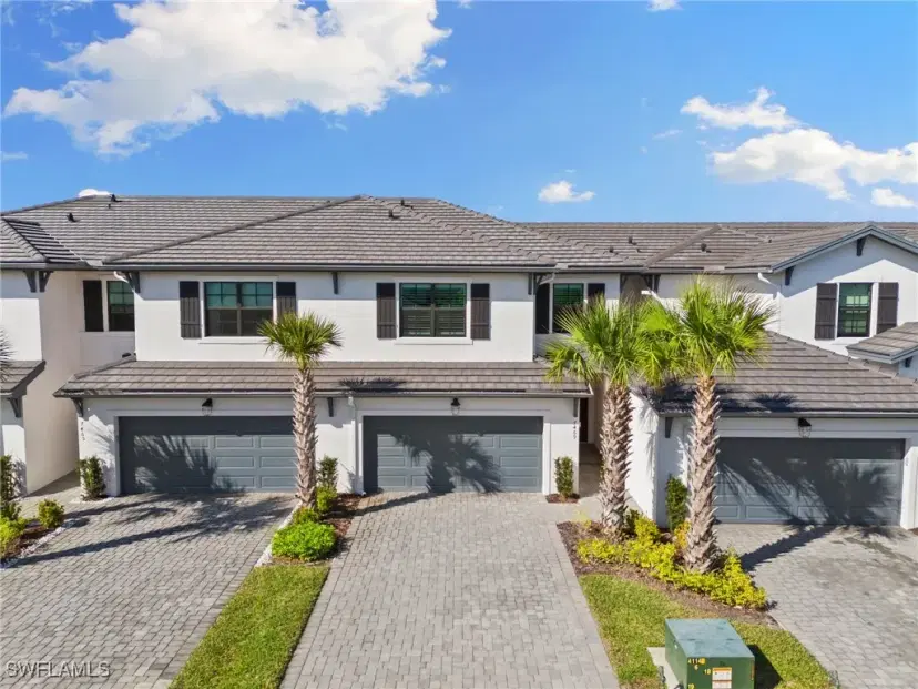 Picture of 7469 Rockefeller Dr, Naples FL 34119