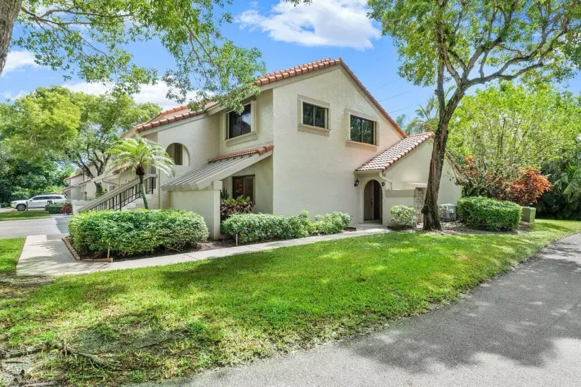 Picture of 5650 Coach House Circle D, Boca Raton FL 33486