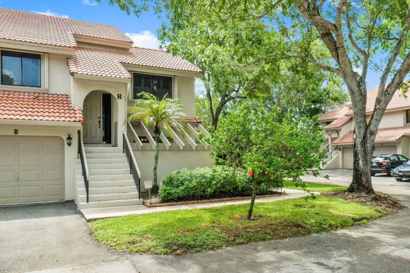 Picture of 5650 Coach House Circle D, Boca Raton FL 33486