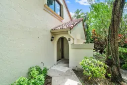 Picture of 5650 Coach House Circle D, Boca Raton, FL 33486