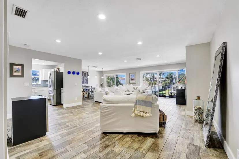 Picture of 4316 S Ocean Boulevard 2S, Highland Beach FL 33487