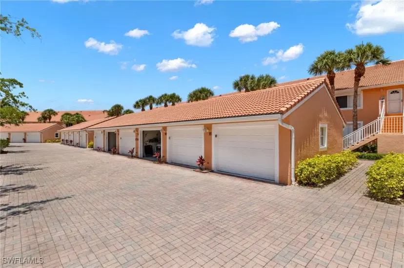 Picture of 6730 Beach Resort Dr 10, Naples FL 34114
