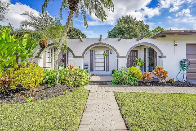 Picture of 1618 The 12Th Fairway, Wellington FL 33414