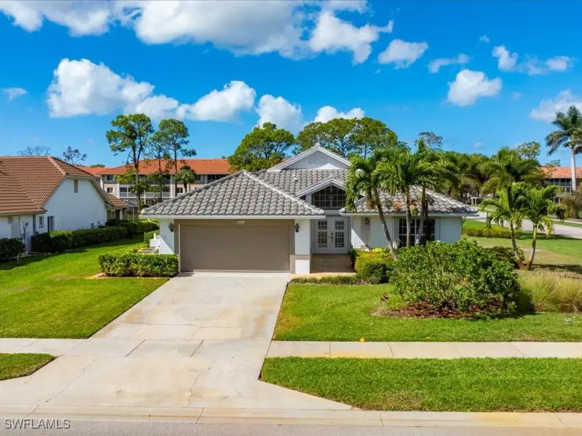 Picture of 4041 Royal Wood Blvd, Naples FL 34112