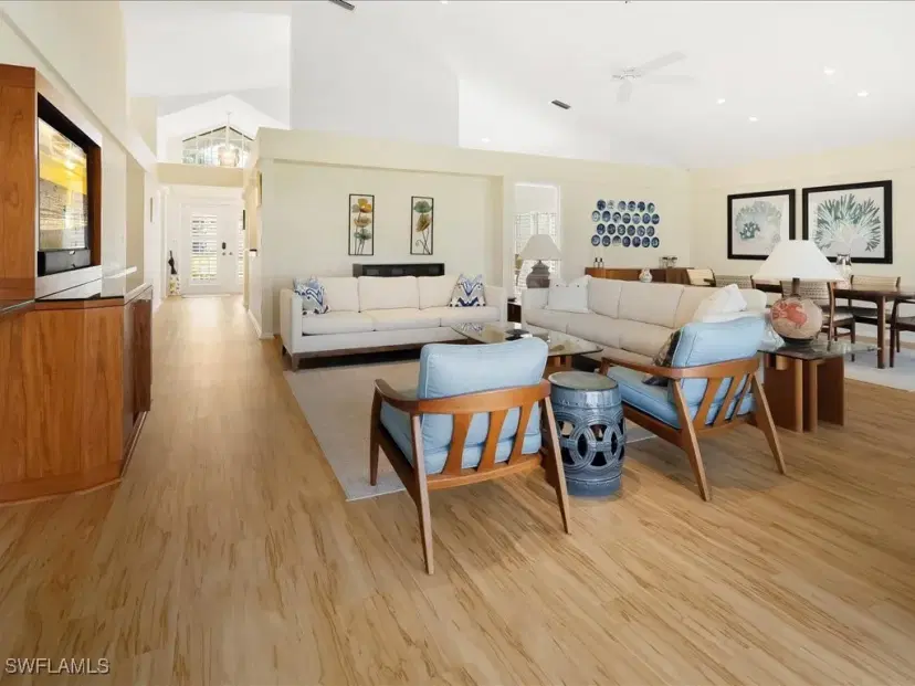 Picture of 4041 Royal Wood Blvd, Naples FL 34112